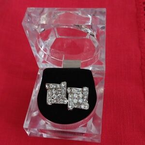 New - Earrings- Square shaped - Reinstone